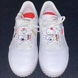 Hello kitty pumas